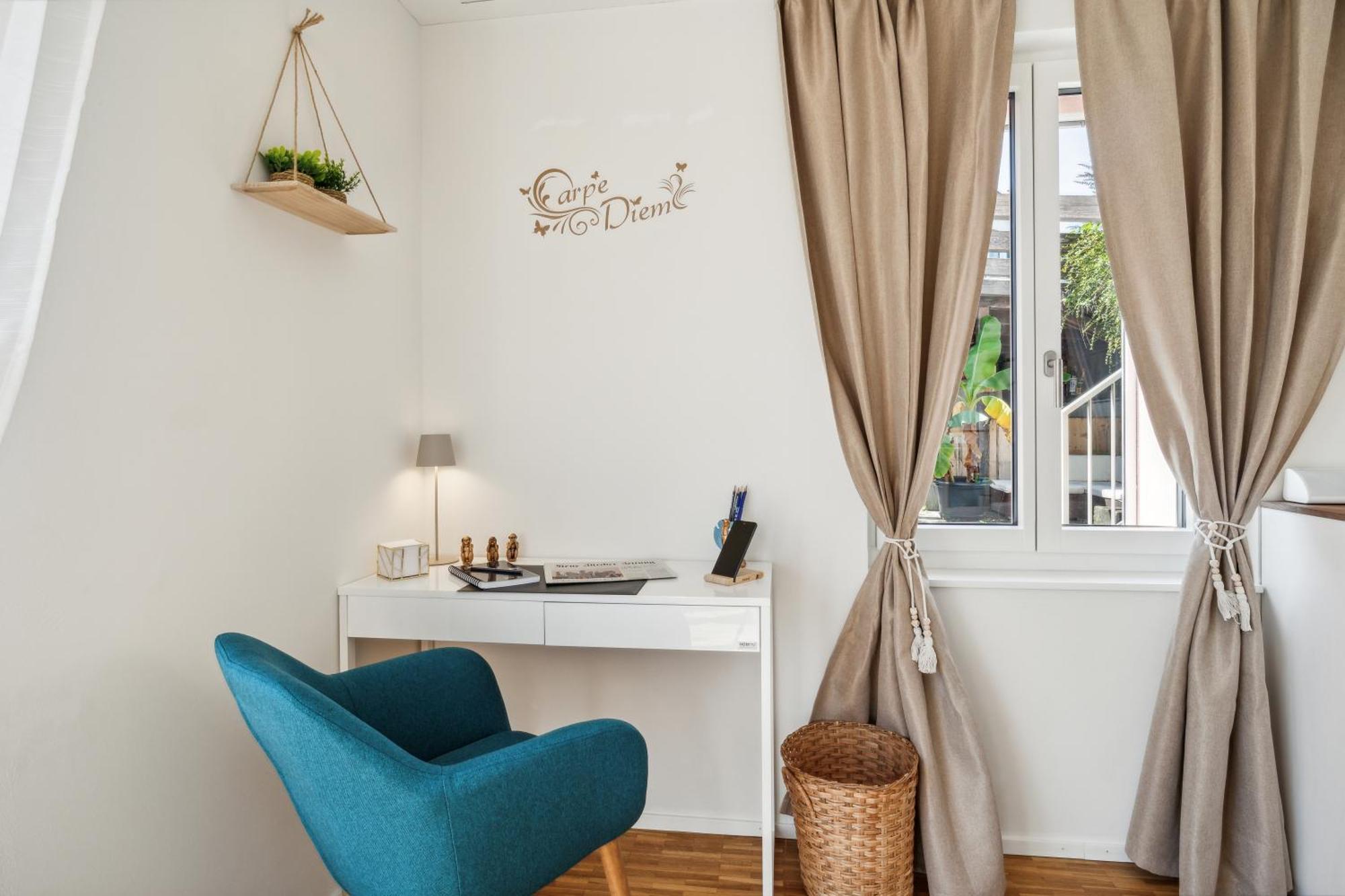Business I Family Apartment I 1-4 Personen - Aare Blick, Nahe Altstadt I Beamer - 99" Leinwand I Terrassen Lounge Und Parkplatz Brugg  Luaran gambar